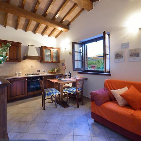Agriturismo San Severo Passignano sul Trasimeno Rum bild