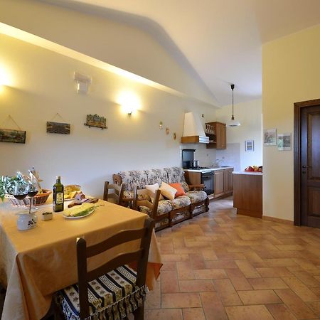 Agriturismo San Severo Passignano sul Trasimeno Rum bild