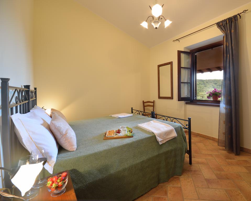 Agriturismo San Severo Passignano sul Trasimeno Rum bild