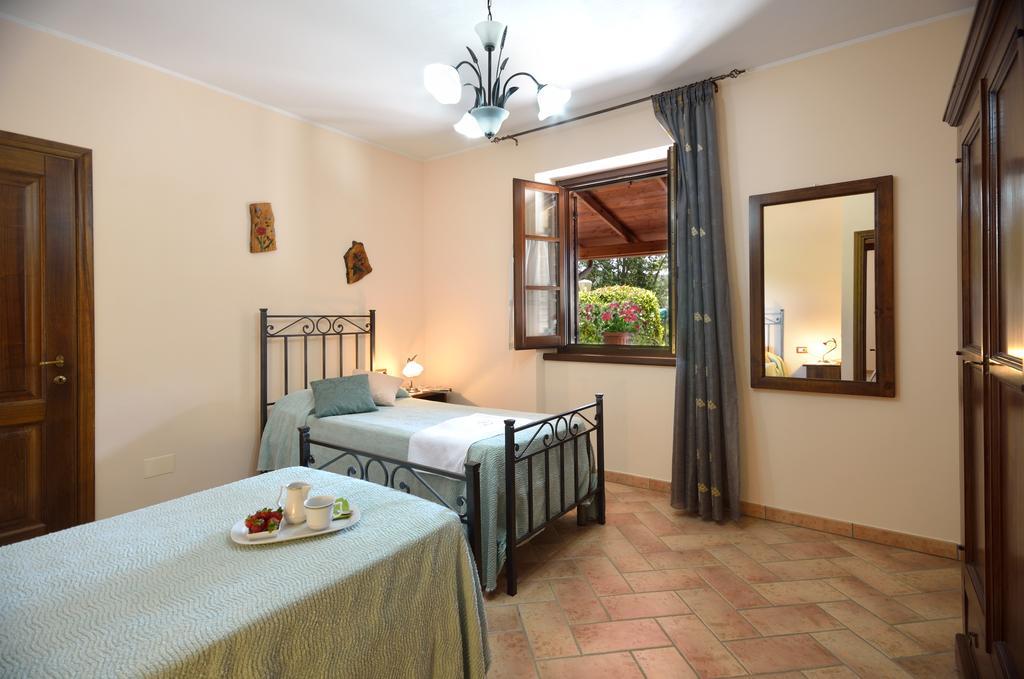 Agriturismo San Severo Passignano sul Trasimeno Exteriör bild