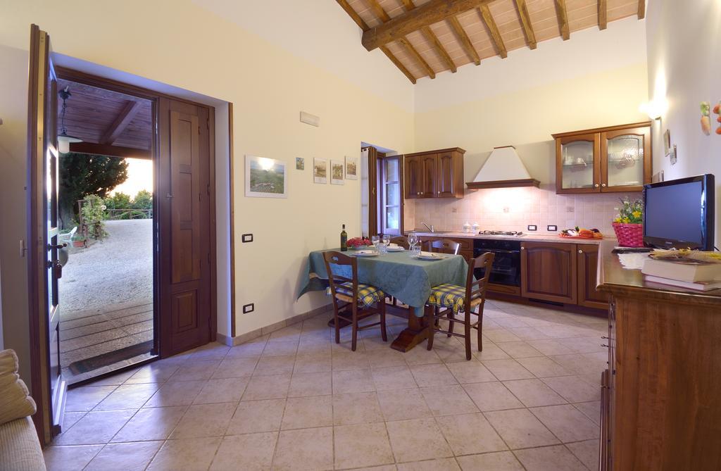 Agriturismo San Severo Passignano sul Trasimeno Exteriör bild